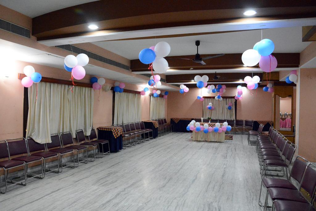 Motel Madhuban Jamshedpur Bagian luar foto